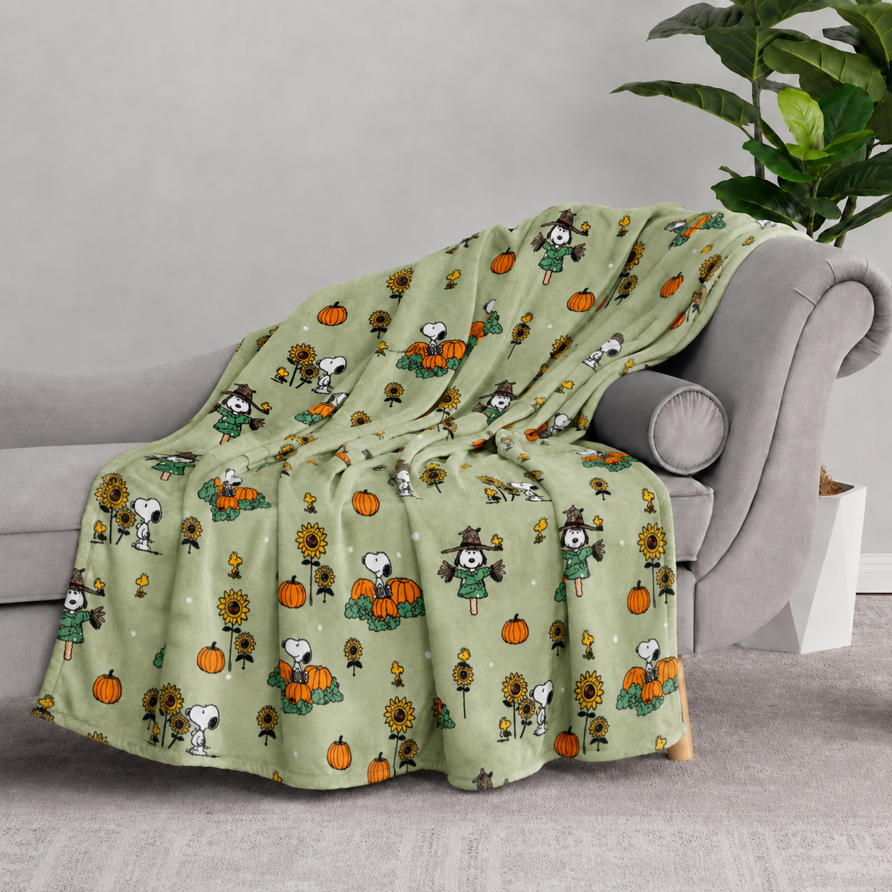 Peanuts Harvest Plush Throw