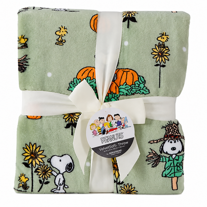 Peanuts Harvest Plush Throw