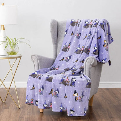 Peanuts Harvest Plush Throw